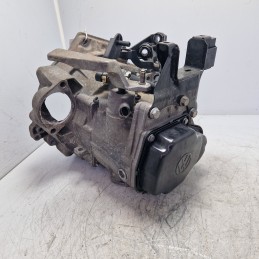 Cambio manuale 5 rapporti VW Polo V 6R 1.6 TDI 2009-14 02R301103B 02R301107A campana lesionata