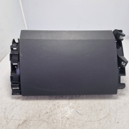 Cassetto vano portaoggetti...