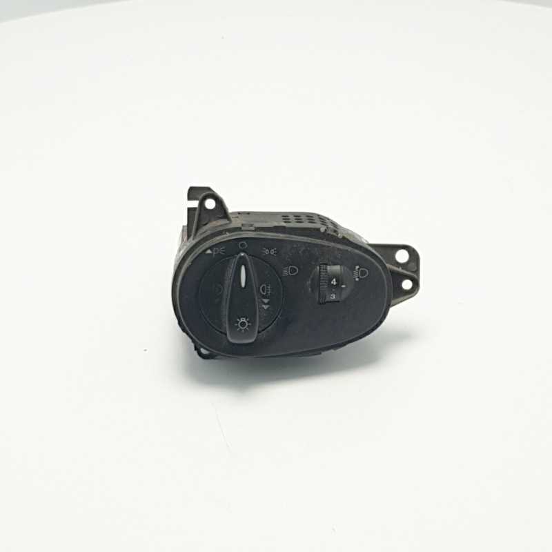 INTERRUTTORE COMMUTATORE COMANDO LUCI FORD FOCUS 1.8 D 74 KW 2004 2M5T113A024EA INTERRUTTORE COMMUTATORE COMANDO LUCI FORD FOCUS 1.8 D 74 KW 2004 2M5T113A024EA