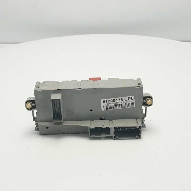 CENTRALINA ECU SCATOLA PORTAFUSIBILI FIAT BRAVO 2° SERIE 198 2007-10 51829178 CENTRALINA ECU SCATOLA PORTAFUSIBILI FIAT BRAVO 2° SERIE 198 2007-10 51829178