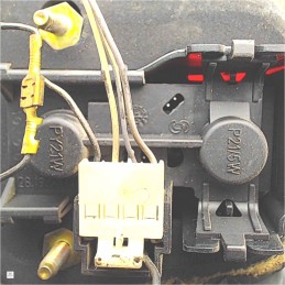 FARO FANALE STOP PROIETTORI LUCI POSTERIORI DX FIAT STILO SW 28190202