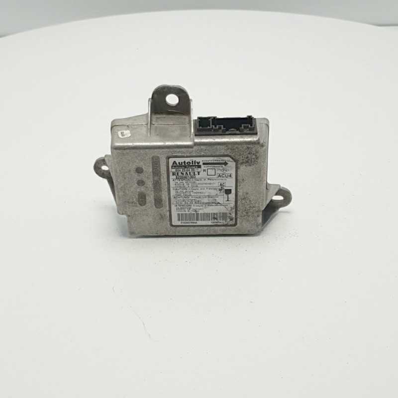 CENTRALINA ECU SENSORE AIRBAG RENAULT MEGANE SCENIC MK2 1.9 DCI 88 KW 2004 AUTOLIV 8200401303 CENTRALINA ECU SENSORE AIRBAG RENAULT MEGANE SCENIC MK2 1.9 DCI 88 KW 2004 AUTOLIV 8200401303