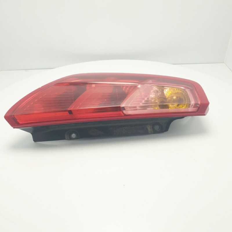 FARO FANALE GRUPPO OTTICO STOP POSTERIORE SINISTRO FIAT GRANDE PUNTO EVO 51701589 FARO FANALE GRUPPO OTTICO STOP POSTERIORE SINISTRO FIAT GRANDE PUNTO EVO 51701589
