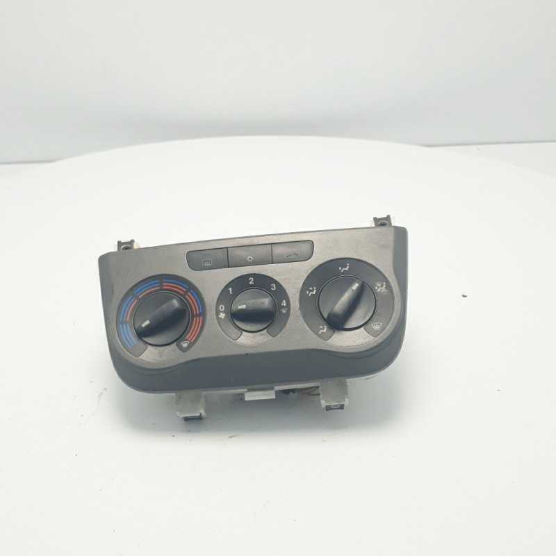 CENTRALINA PANNELLO CONTROLLO COMANDI CLIMA A/C FIAT GRANDE PUNTO 199 2005 5G1140100 CENTRALINA PANNELLO CONTROLLO COMANDI CLIMA A/C FIAT GRANDE PUNTO 199 2005 5G1140100