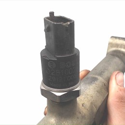 TUBO FLAUTO INIEZIONE DISTRIBUTORE DI GASOLIO BOSCH CHRYSLER Voyager/grand Voyager 0445214041