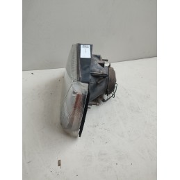 Faro lancia ypsilon 10 