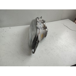 Faro ford fiesta  destro 