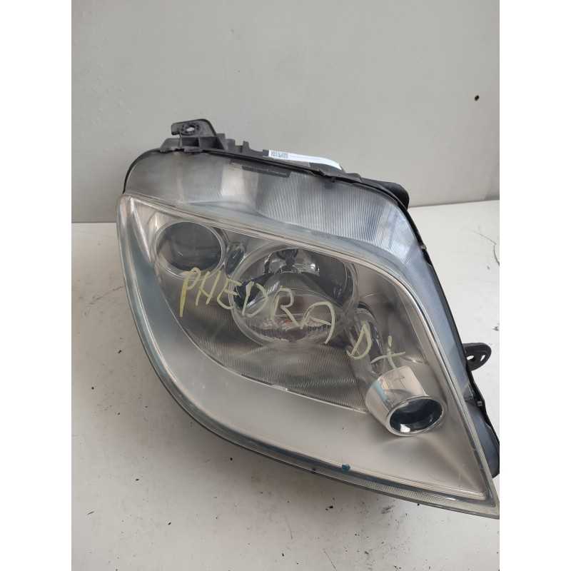 Faro lancia pedra destro
