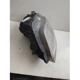 Faro lancia pedra sinistro