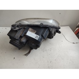 Faro lancia pedra sinistro