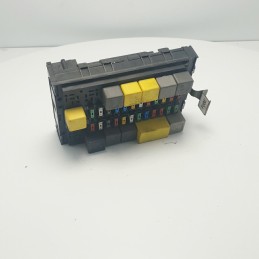 CENTRALINA ECU SCATOLA PORTAFUSIBILI ALFA ROMEO 33 145 146 FUSE BOX 000042444010 