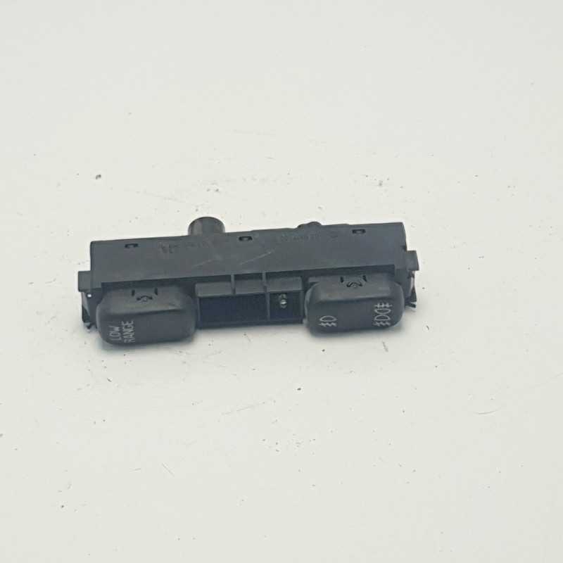 PULSANTIERA COMANDI CENTRALI FENDINEBBIA RANGE LOW MERCEDES W163 ML A1638201010 PULSANTIERA COMANDI CENTRALI FENDINEBBIA RANGE LOW MERCEDES W163 ML A1638201010