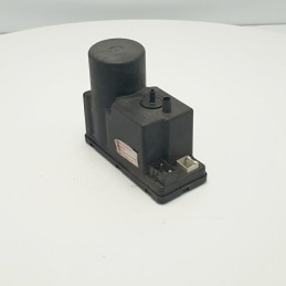 POMPA VUOTO CENTRALINA MODULO CONTROLLO CHIUSURA CENTRALIZZATA AUDI A4 B5 VDO A0862257A