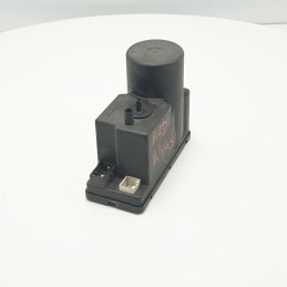 POMPA VUOTO CENTRALINA MODULO CONTROLLO CHIUSURA CENTRALIZZATA AUDI A4 B5 VDO A0862257A