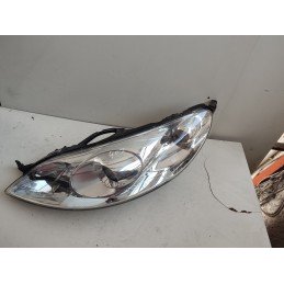 Faro peugeot  407 