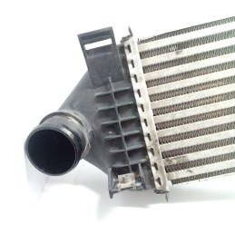 8V619L440AC INTERCOOLER RADIATORE SCAMBIATORE  FORD KUGA (CBV)(0813) 2.0D  UN GANCIO ROTTO 2015