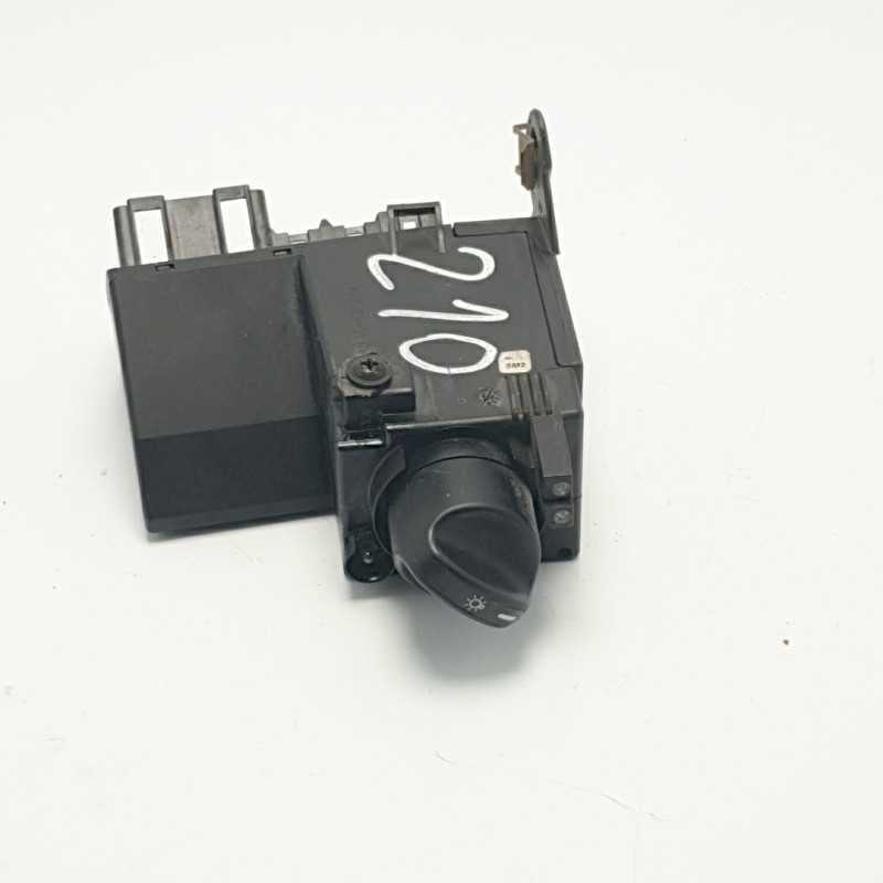 COMMUTATORE INTERRUTTORE FARI LUCI MERCEDES W210 CLASSE E COMMUTATORE INTERRUTTORE FARI LUCI MERCEDES W210 CLASSE E