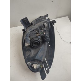Faro citroen picasso