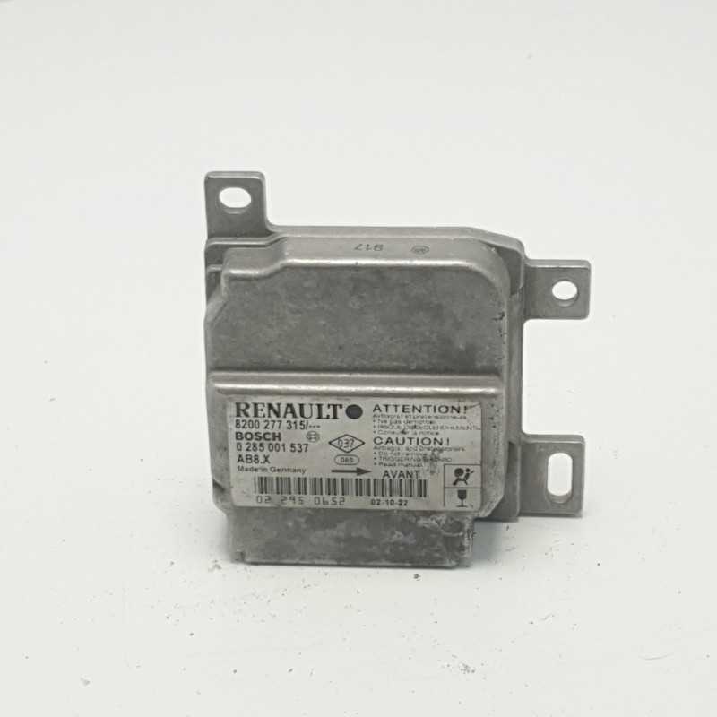 CENTRALINA SENSORE AIRBAG RENAULT CLIO MK2 2005 BOSCH SRS 8200277315 CENTRALINA SENSORE AIRBAG RENAULT CLIO MK2 2005 BOSCH SRS 8200277315
