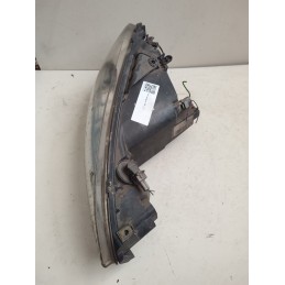 Faro peugeot  206