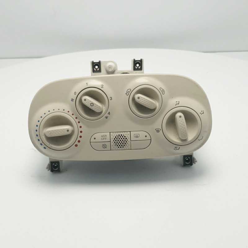 CENTRALINA PANNELLO CONTROLLO COMANDI CLIMA A/C FIAT 500 312 1.2 BENZINA 69CV 2011 DENSO 98617567 AVORIO CENTRALINA PANNELLO CONTROLLO COMANDI CLIMA A/C FIAT 500 312 1.2 BENZINA 69CV 2011 DENSO 98617567 AVORIO