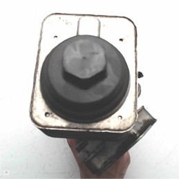 SUPPORTO FILTRO OLIO SCAMBIATORE DI CALORE RADIATORE VOLKSWAGEN AUDI 045115389E