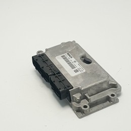 CENTRALINA ECU MOTORE MODULO CONTROLLO ADBLUE IVECO DAILY DIESEL 2007 BOSCH 0281020105