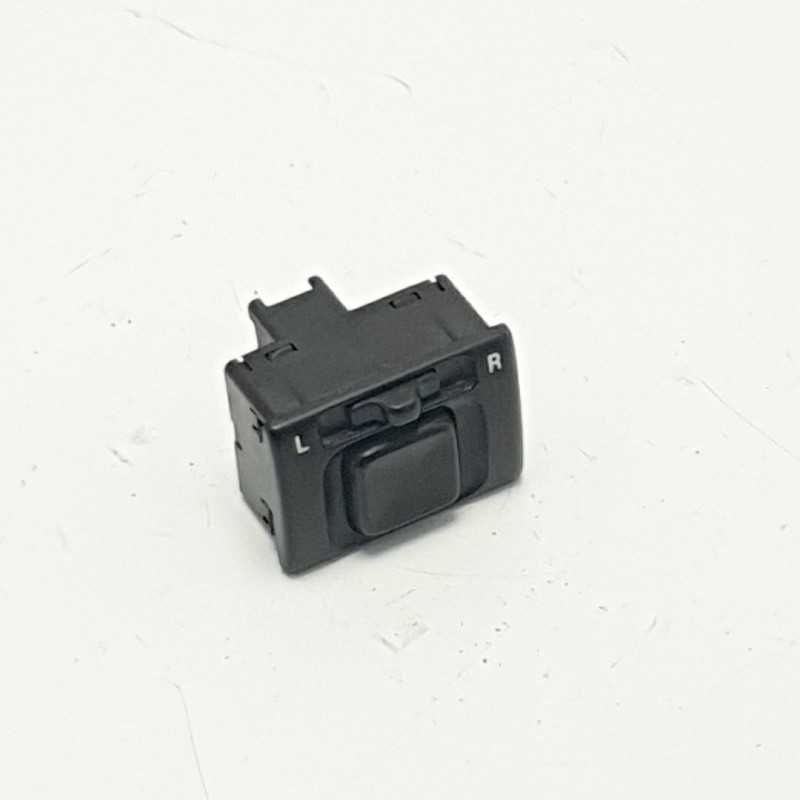 PULSANTE COMMUTATORE INTERRUTTORE REGOLAZIONE SPECCHIETTI RETROVISORI ESTERNI SUZUKI BALENO 1.6 16V 4WD 1998 PULSANTE COMMUTATORE INTERRUTTORE REGOLAZIONE SPECCHIETTI RETROVISORI ESTERNI SUZUKI BALENO 1.6 16V 4WD 1998