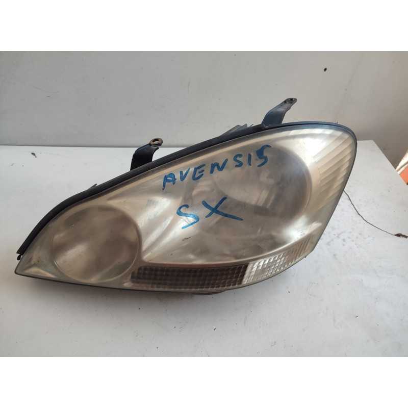 Faro anteriore sinistro Toyota AVENSIS Verso 2001