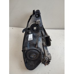 Faro anteriore sinistro Toyota Avensis 2 serie