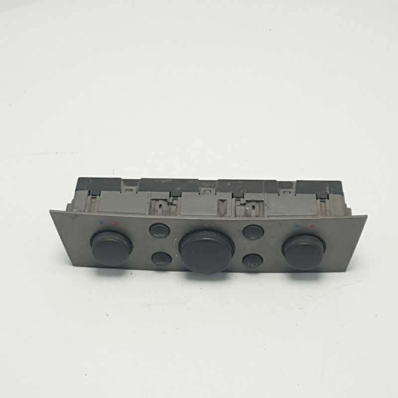 centralina pannello controllo comandi clima a/c 13138196 opel vectra c 2002-08 centralina pannello controllo comandi clima a/c 13138196 opel vectra c 2002-08