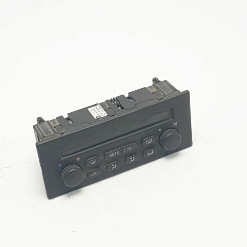 centralina pannello controllo comandi clima a/c 24442472 opel astra g centralina pannello controllo comandi clima a/c 24442472 opel astra g