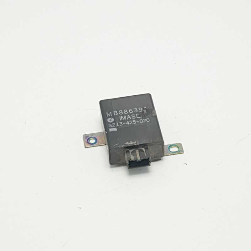 centralina ecu confort rele' lampeggiante luce verde mitsubishi pajero mk2 1997 centralina ecu confort rele' lampeggiante luce verde mitsubishi pajero mk2 1997