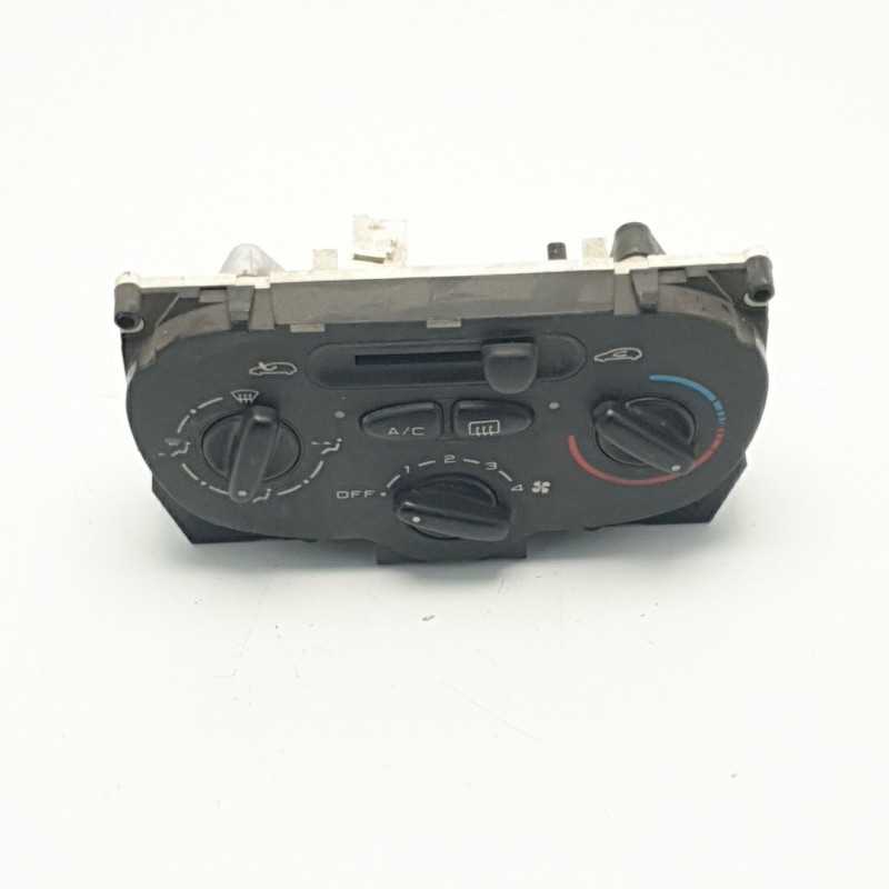 Centralina pannello controllo comandi clima a/c manuale Behr 99210 Peugeot 206 2002 Centralina pannello controllo comandi clima a/c manuale Behr 99210 Peugeot 206 2002