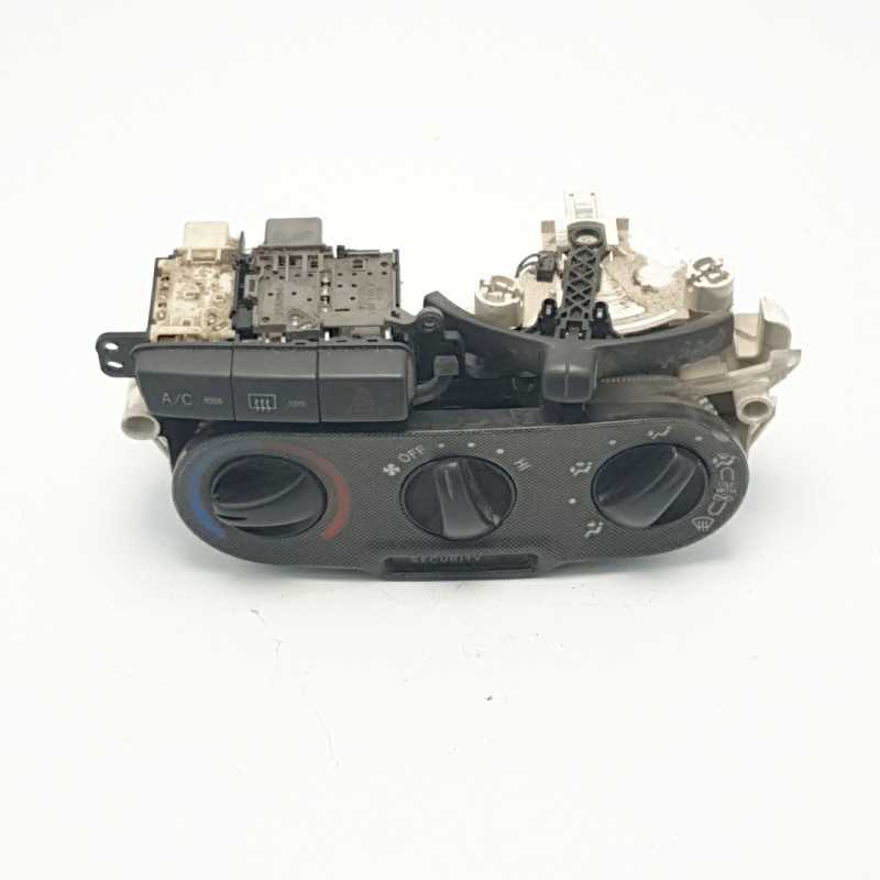Centralina pannello controllo comandi clima a/c 758649 Toyota Yaris 2003-08 Centralina pannello controllo comandi clima a/c 758649 Toyota Yaris 2003-08