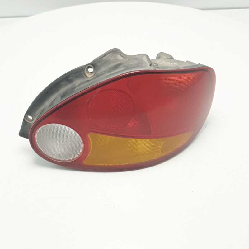 Faro fanale gruppo ottico posteriore destro 03-2050-4240 Daewoo Matiz 2000 Faro fanale gruppo ottico posteriore destro 03-2050-4240 Daewoo Matiz 2000