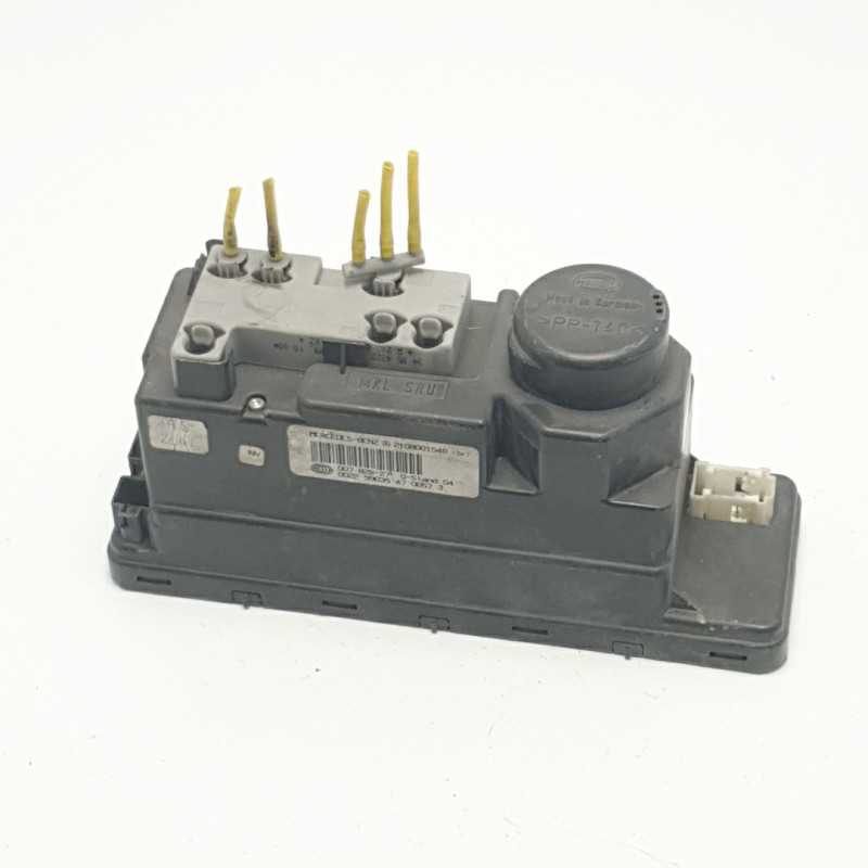 Centralina pompa vuoto chiusura centralizzata 2108001548 Mercedes W210 classe E Hella 007828-27 Centralina pompa vuoto chiusura centralizzata 2108001548 Mercedes W210 classe E Hella 007828-27