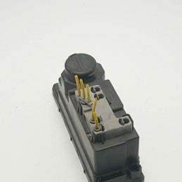 Centralina pompa vuoto chiusura centralizzata 2108001548 Mercedes W210 classe E Hella 007828-27