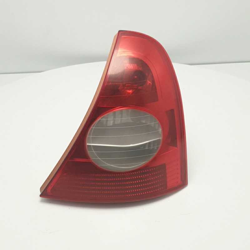 Faro fanale gruppo ottico stop posteriore destro 8200071414 Renault Clio MK2 2002-12 Faro fanale gruppo ottico stop posteriore destro 8200071414 Renault Clio MK2 2002-12
