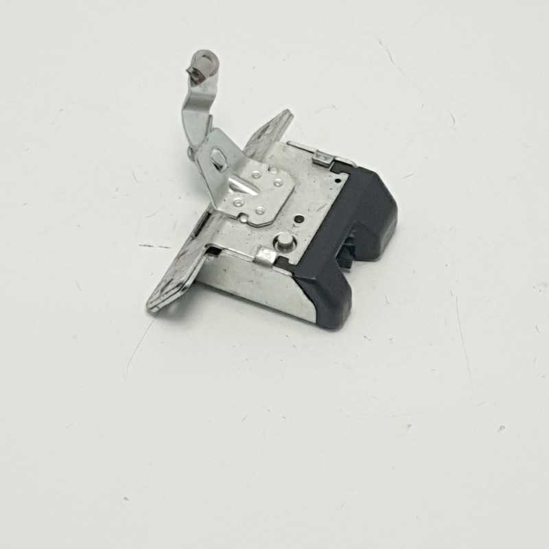 Serratura bagagliaio portellone posteriore Opel Corsa C compatibile con più veicoli Serratura bagagliaio portellone posteriore Opel Corsa C compatibile con più veicoli
