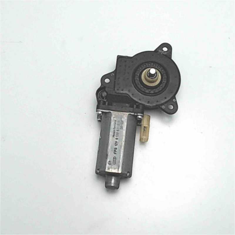 0130821938 Motorino alzacristalli alzavetro anteriore sinistro Ford Fiesta V 2006