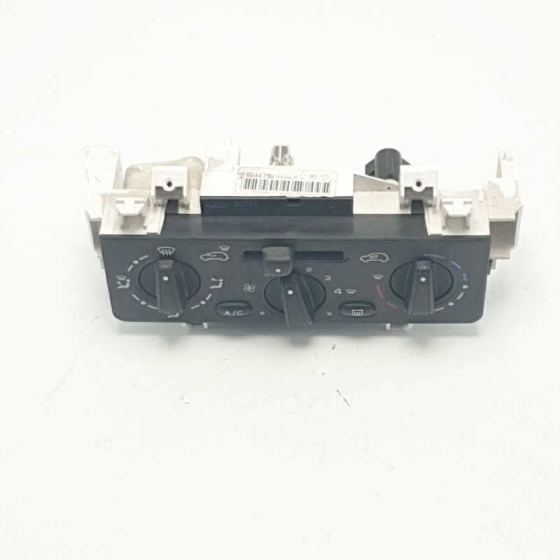 Centralina pannello controllo comandi clima a/c F664479W Citroen C2 2003-10 Centralina pannello controllo comandi clima a/c F664479W Citroen C2 2003-10