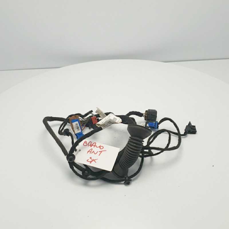 Cablaggio cavi elettrici 51753077 Fiat Bravo 2° serie 198 2007-14 portiera anteriore sinistra Cablaggio cavi elettrici 51753077 Fiat Bravo 2° serie 198 2007-14 portiera anteriore sinistra