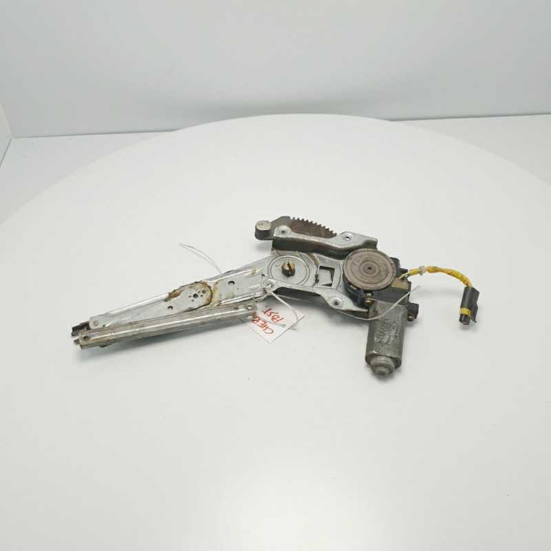 Motorino cremagliera alzavetro alzacristallo posteriore destro 55154620 Jeep Grand Cherokee 1994-98 2pin Motorino cremagliera alzavetro alzacristallo posteriore destro 55154620 Jeep Grand Cherokee 1994-98 2pin