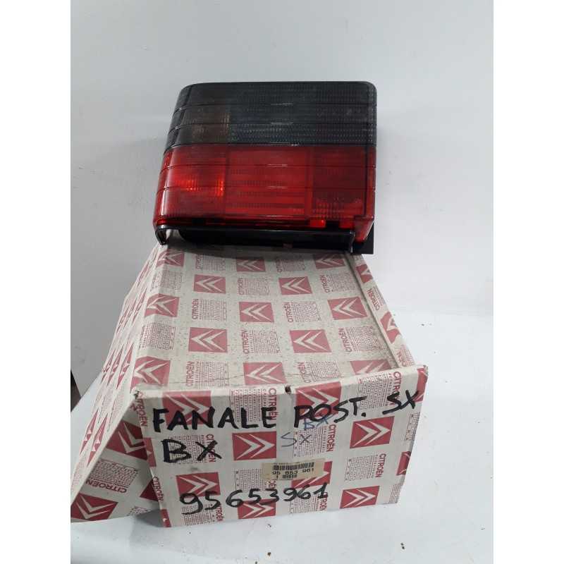 FANALE POSTERIORE SINISTRO CITROEN BX 1987 COD. (95653961) FANALE POSTERIORE SINISTRO CITROEN BX 1987 COD. (95653961)
