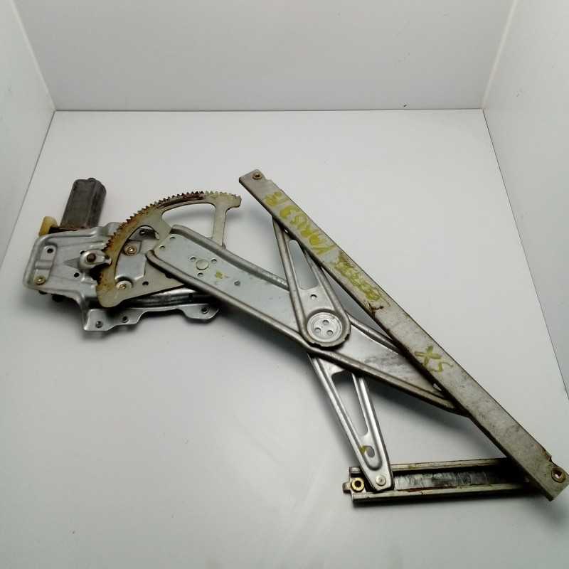 0130822018 Alzavetro alzacristalli elettrico anteriore sinistro Toyota Yaris XP10 2004 3p