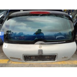 portellone posteriore...