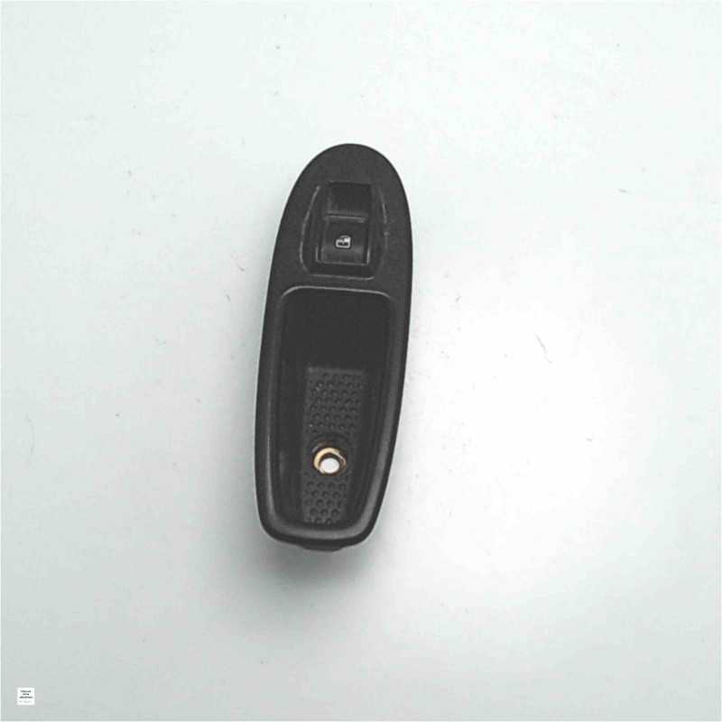 735521261 Pulsantiera interruttore alzavetro posteriore destro Fiat 500 L 351 352 dal 2012
