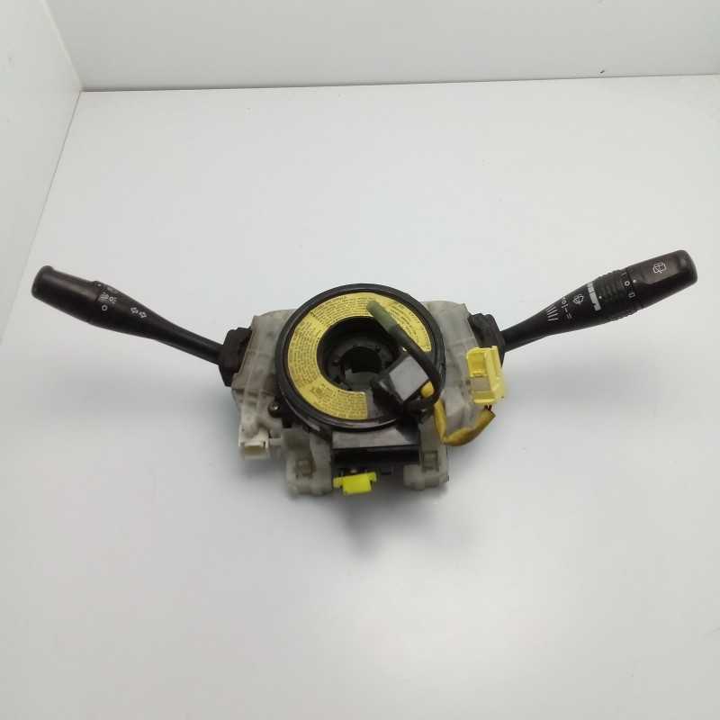 17B153 Devioluci devio sgancio leve comando frecce tergicristallo Mitsubishi Pajero V60 2001