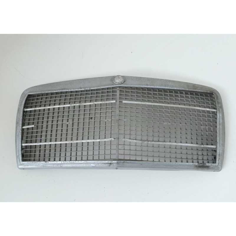 Mascherina griglia calandra radiatore 1168880023 Mercedes W116 SE da restaurare Mascherina griglia calandra radiatore 1168880023 Mercedes W116 SE da restaurare
